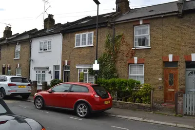 Image de Belle maison de 2 chambres - Ealing