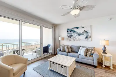 Image de Condo «Captiva» avec vue sur le golfe, balcon privé et centre de fitness - en bord de mer!