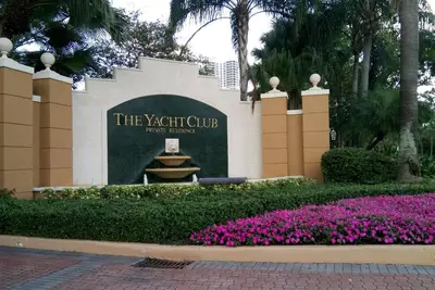 Yacht Club Aventura 2 Br + 2 Ba Complètement Neuf et équipé Apt
