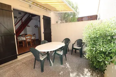 Image de Maison P2 mezzanine terrasse parking proche plage/commerces