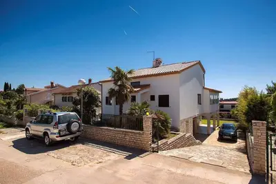 Image de Maison de vacances avec vue sur la mer et le jardin