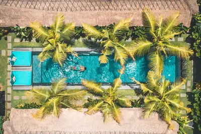 Image de Karmagali luxury 7br family private pool villa, beachside & hotel services