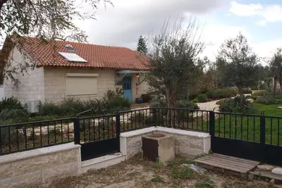 Image de The Walnut House - Un beau chalet près de Jérusalem