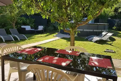 Image de Villa 4 Personnes Jardin Privatif  - piscine