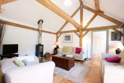 Pickle Cottage Tenterden - Grange moderne et aérée convertie, autrefois une étable à cochons!