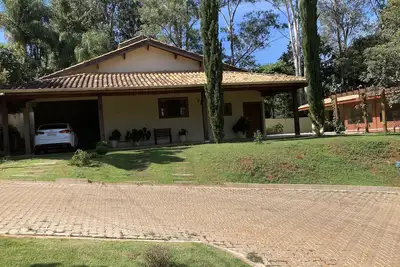 Image de Maison De Campagne À CONDOMÍNIO FERMÉE