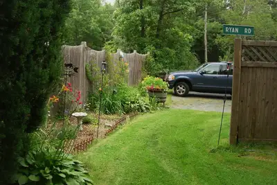 Image de Belle location dans un cadre de tranqil, minutes de Plum Island & Nbpt