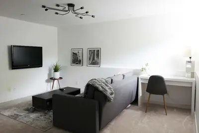 Image de Kitsilano Modern Comfort