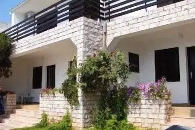 Image de Appartement près de la mer et avec sa propre entrée