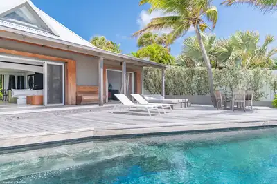 Image de Vue imprenable sur la mer et l'île, piscine, douche extérieure, Wifi gratuit, Ac