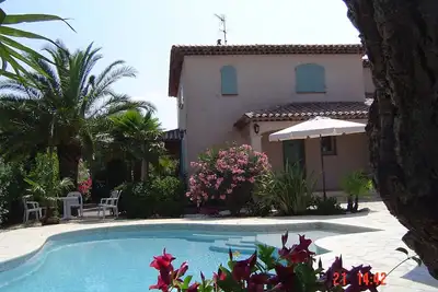 Image de Appart. *** Clim (dans Villa) 4 P+Terrasse- 6 Pers - Piscine Privee- Jardin -