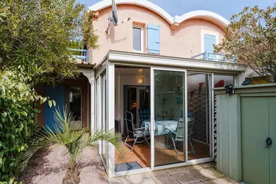 Image de Ce 11 - Pavillon avec 3 chambres et véranda - Gruissan Plage du Grazel