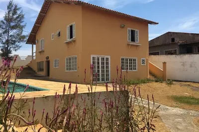 Image de Grande maison face à la plage d'Itaipuaçu