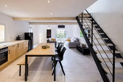 Image de Nouveau Duplex centre Céret avec terrasse et vue sur le Canigou