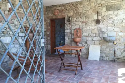 Image de Maison sous la Rocca avec vue sur la mer, au coeur d'un village médiéval