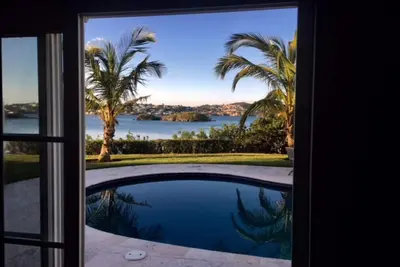 Image de Offre SPÉCIALE Romantique - Vue sur la piscine et l'océan