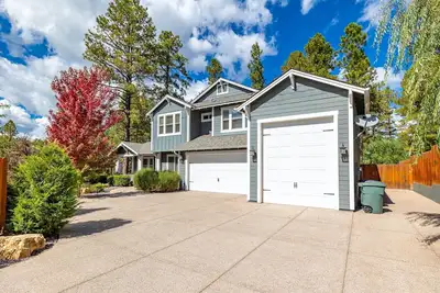 Image de Flagstaff Luxury Retreat dans les pins près de Nau, Grand Canyon, Sedona & Snowbowl!