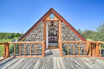 Image de Nouveau! Cozy Rock Cottage w / Deck -12 Mi à Dwtn Tulsa