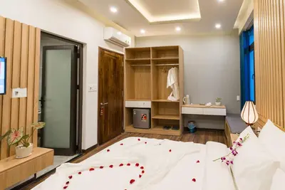Chambre de luxe paisible avec balcon à Cam Nam Ward