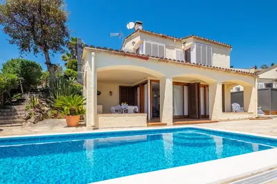 Maison sur la plage avec vue sur la mer