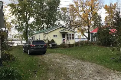 Image de Cottage Directement sur le lac Champlain