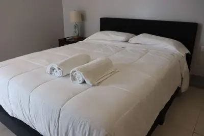 Image de Énorme différence! ! ! Situé à l'intérieur du Poblado de Boqueron (meilleur emplacement. . . )