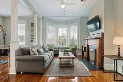 Emplacement incroyable! Ce magnifique appartement Abercorn a tout