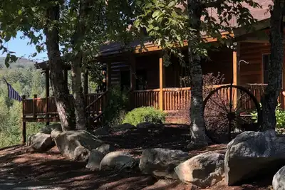 Image de Superbe White Mountain Log Home en Franconie: randonnée, vélo, golf, ski et plus encore!