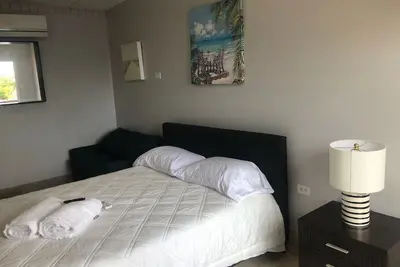 Image de Énorme différence! ! ! Situé à l'intérieur de Poblado de Boqueron (meilleur emplacement. . . )