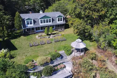 Image de Maison au bord de l'eau avec 5 chambres ~ vues, plage et plus! Près de l'entrée Acadia!