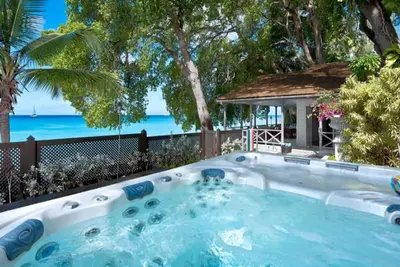 Image de Luxe aux pieds nus Ă son meilleur - Une location de plage de 2 chambres avec une vue imprenable sur la mer