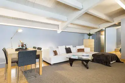 Image de Penthouse pour longs séjours à Sant Gervasi 2 chambres 6 personnes - WiFi