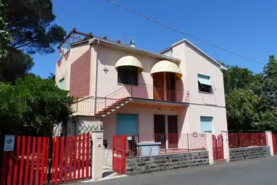 Image de Appartement lumineux et large à seulement 100 mètres de la mer