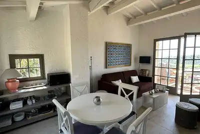 Image de Gigaro - appartement climatisé avec balcon vue mer