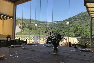 Image de Grande maison (6 à 40 pers) au coeur d'un charmant village italien de frontière