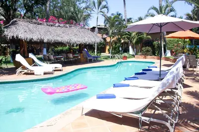 Image de Casamar - Oceanview Luxury Studio Apartment for 5, pool, 1 minute to beach, yoga