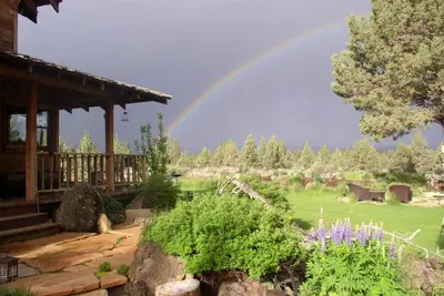Image de Élégant Bend Mountain View Accueil