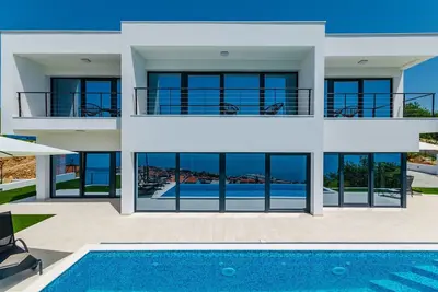Image de Villa Ena pour les vacances avec piscine privée *****