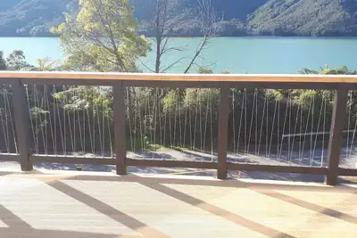 Image de Marlborough Sounds Holiday Home Brand New Sea Views 3brm with Large Deck