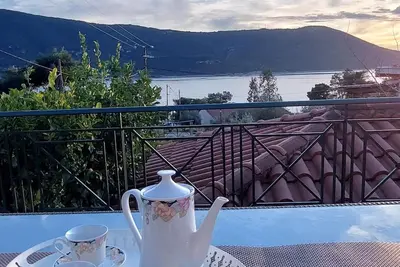 Image de Coucher Du Soleil À Porto Germeno