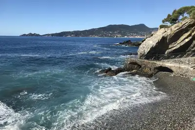 Image de Vue sur la mer de Portofino pour les couples en visite dans les villages de la Ligurie comme 5 Terre