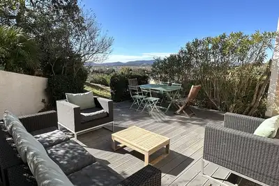 Image de Golfe St Tropez Terrasse, piscine, proche plage