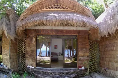 Image de Guesthouse en bord de mer à Akim's Haven