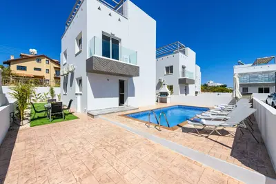 Image de Charmante villa de 3 chambres à coucher, à quelques mètres de la plage