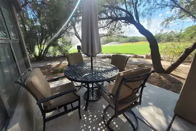 Image de Meilleur Ventana Golf View à The Greens - Condo de coin au premier étage!