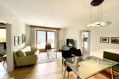 Image de Appartement avec terrasse et piscine, animaux acceptés, remontées mécaniques gratuites