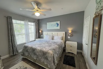 Image de Condo récemment rénové de style Artemano