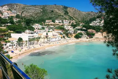 Image de Vues spectaculaires sur la mer d'Apt Frontline, à 2 minutes à pied de la plage / à 5 minutes de Moraira.