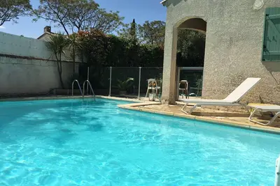 Image de Villa indépendante de 140 m2 sur terrain de 400m2 avec piscine proche mer