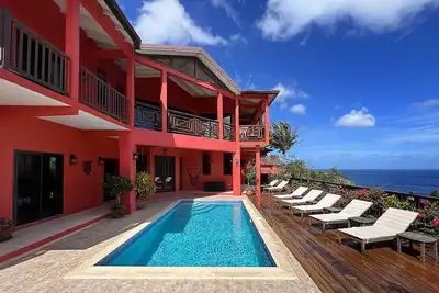 Image de Sensationnel. . . Quelle Vue! ! ! La villa sur la baie surplombant la baie de Marigot